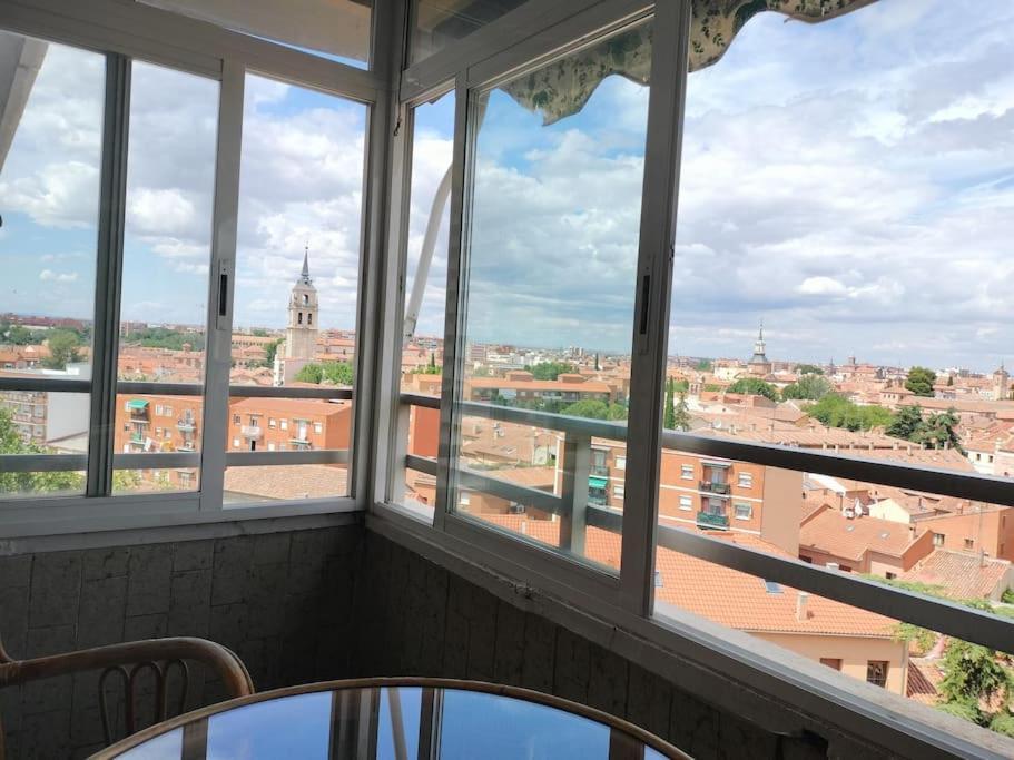 Apartamento Deluxe El Camino Алькала-де-Енарес Екстер'єр фото