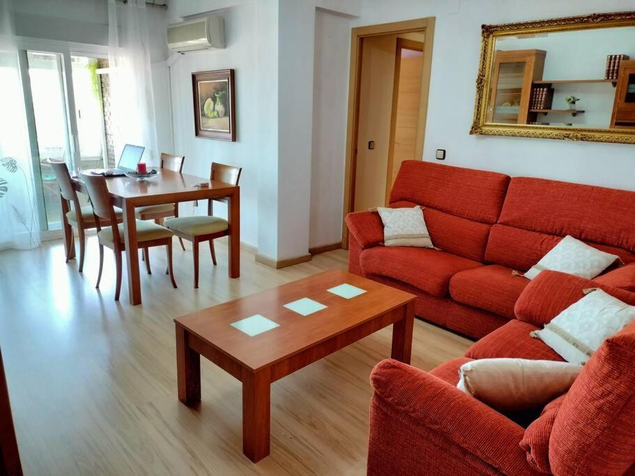 Apartamento Deluxe El Camino Алькала-де-Енарес Екстер'єр фото