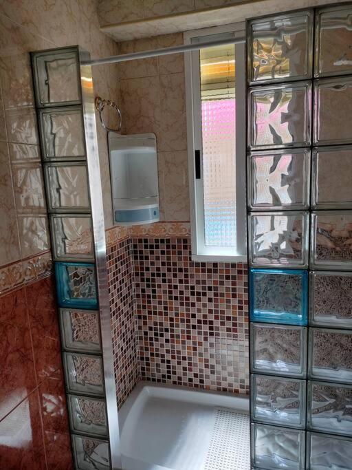 Apartamento Deluxe El Camino Алькала-де-Енарес Екстер'єр фото